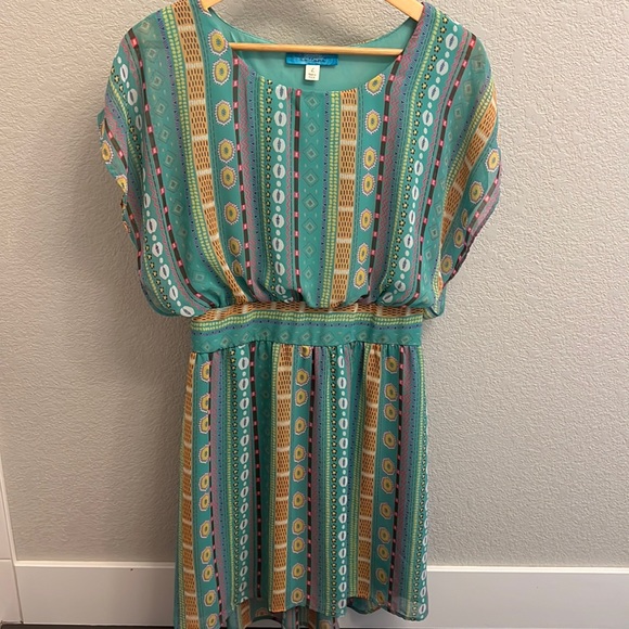 Buttons Dress - Picture 1 of 2